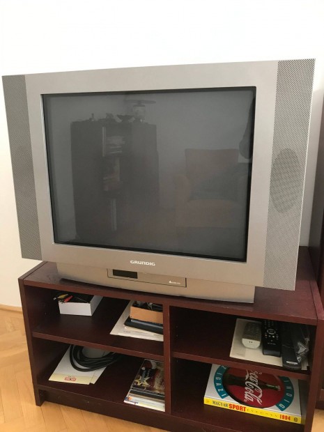 Grundig szines TV elad