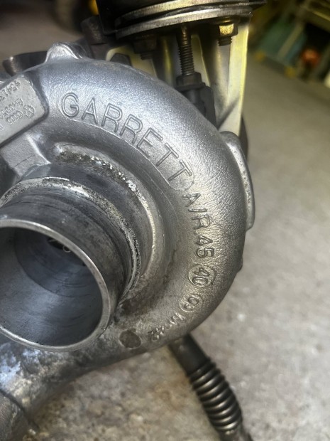 Gt2052v (Garrett A/R ) turb Audi