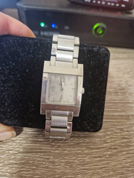 Gucci 7700L. női óra!