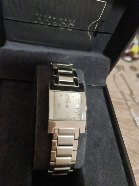 Gucci 7700L series watch! 