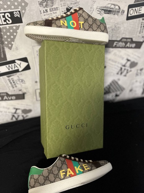 Gucci cip "Not fake" kivll llapot