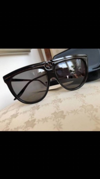 Gucci napszemveg 0732s oo1