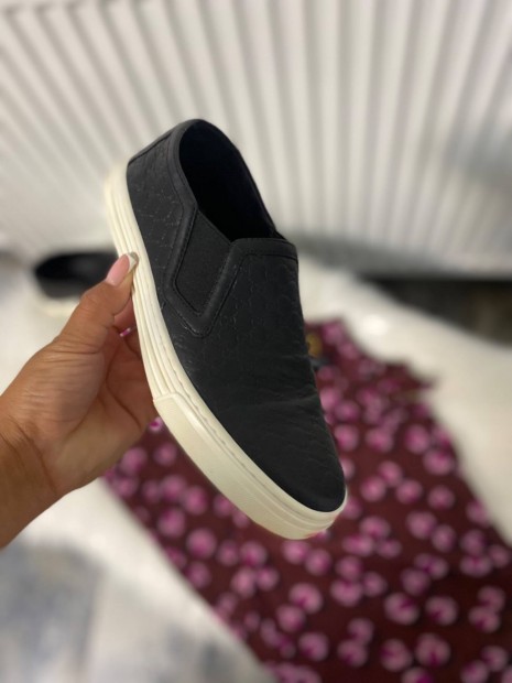 Gucci ni cipo