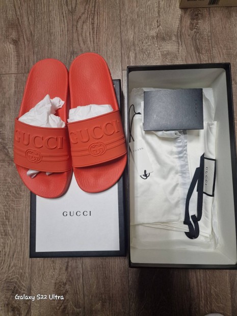 Gucci ni papucs