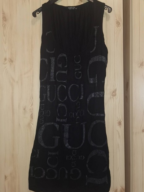 Gucci ruha klnlegessg Amerikban vsrolt rendkvli ron