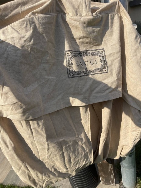 Gucci ruhazs�k