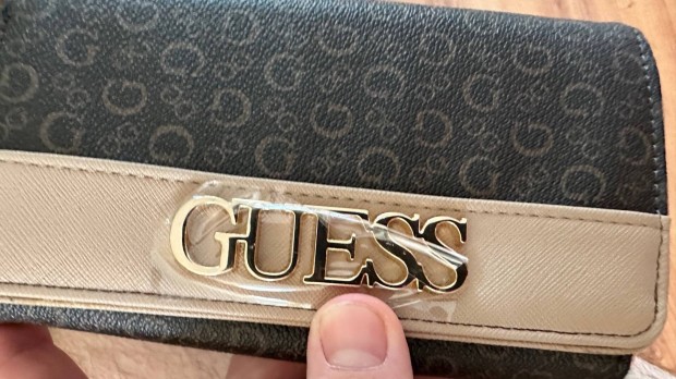 Guess pnztrca