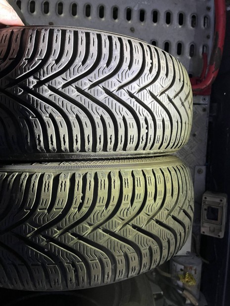 Gumi elad 205/55 r 16