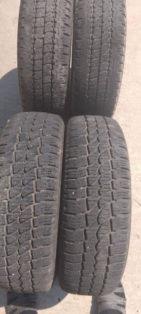 Gumiabroncs 175/65 R 14 C Peugeot partner felnire szerelve