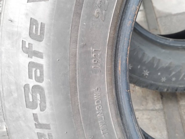 Gumiabroncs 225/70 15 c