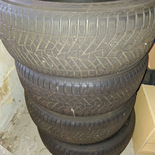 Gumiabroncs 265/60R18