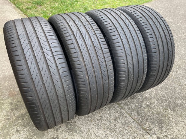 Gumiabroncs Continental 215/55 R17 94V elad�