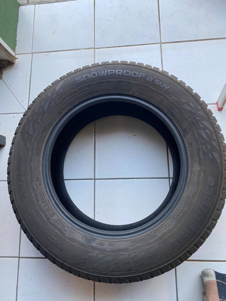 Gumiabroncs Tli 235/65R17