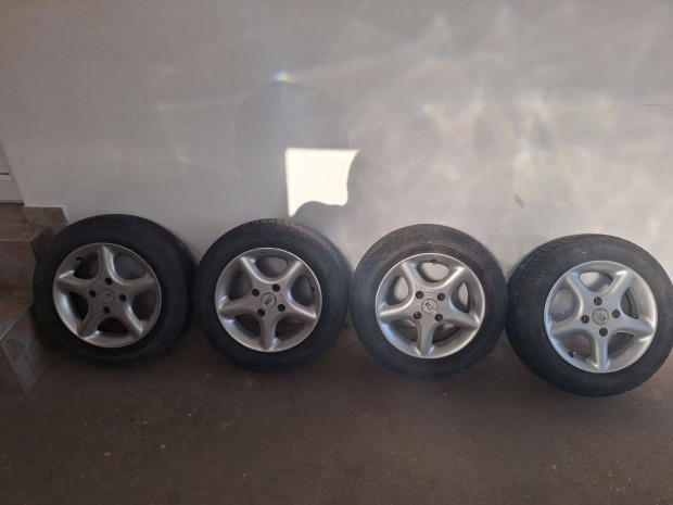 Gumiabroncs alufelnivel 175/65 R14