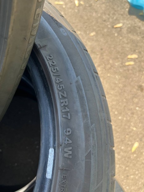 Gumiabroncs használt egyben elado