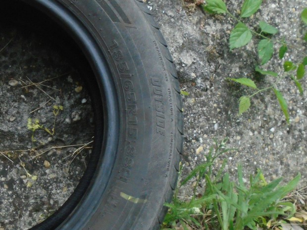Gumiabroncs nyári eladó 185/65R15 Kumho Es01