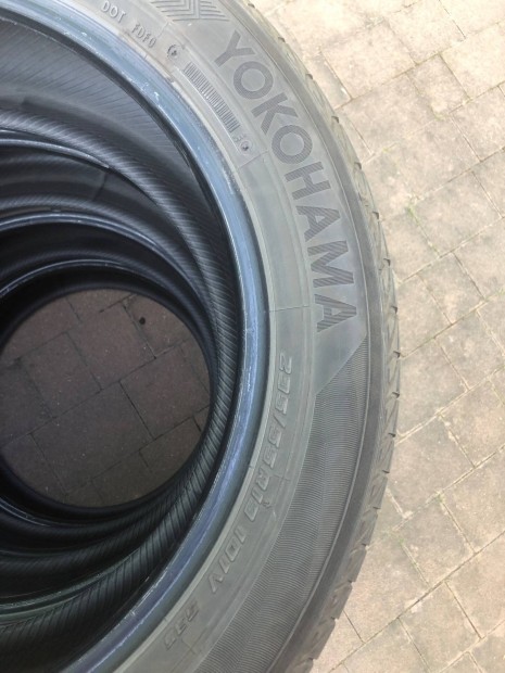Gumiabroncs yokohama