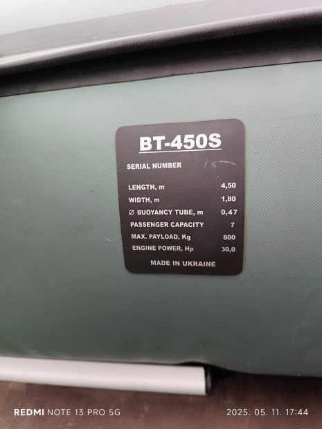 Gumicsnak Bark BT450S