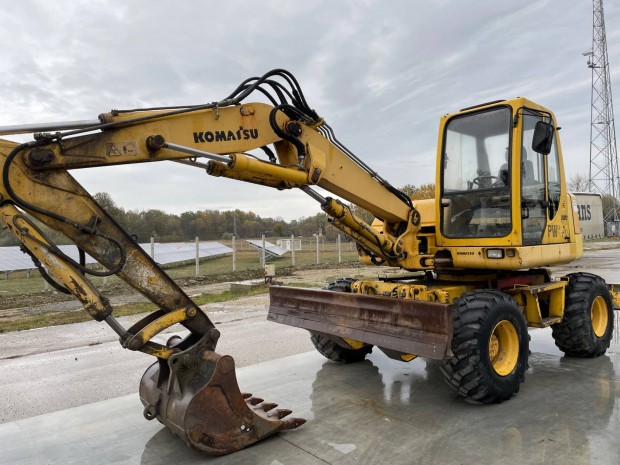 Gumikerekes Forgkotr Komatsu PW 110 R