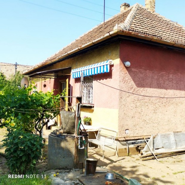 Gyál, Gyálliget, 70 m2-es, családi ház, 1+1 félszobás, felújítandó