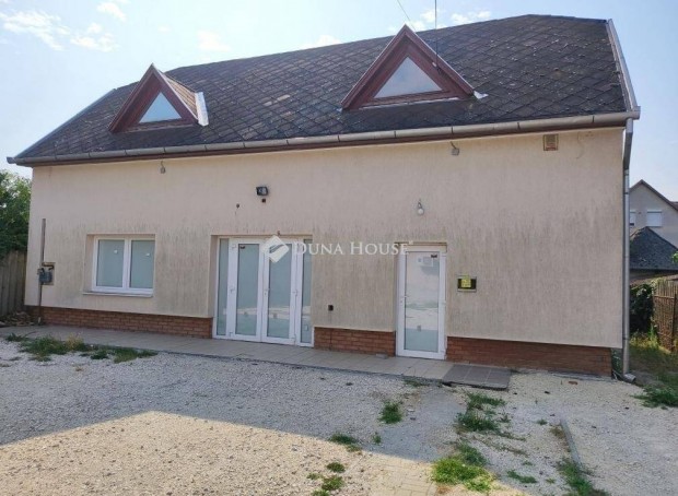 Gy�li elad� 265 nm-es h�z #5016921