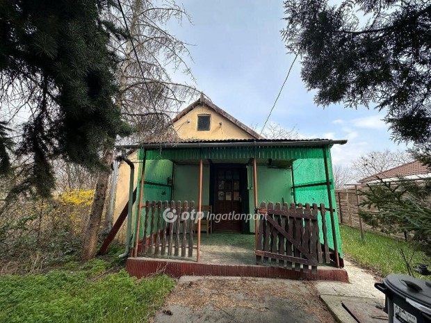 Gy�li elad� 45 nm-es h�z