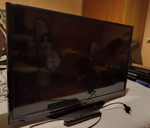 Gylon elad egy monitorhibs Orion mrkj LCD tv