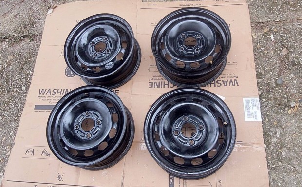 Gy�ri 14 colos Ford Fiesta/Focus 1 lemezfelni szett 14e/4db