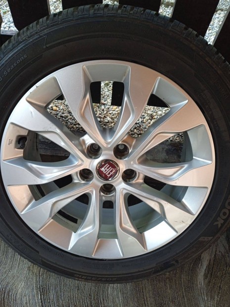 Gyri 16 collos Fiat Tipo 5 X 98-as alufelnik Hankook 4vszakos gumikk