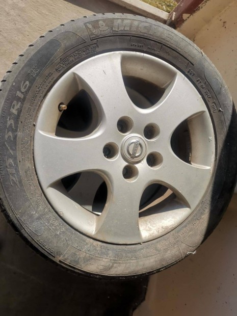 Gyári 16-os Nissan alufelni 5x114,3