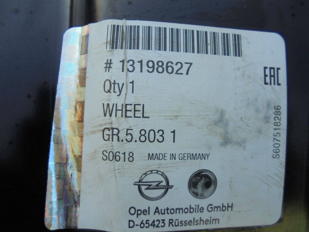 Gy�ri 16-os Struktur lemezfelni + d�szt�csa j� �llapotban