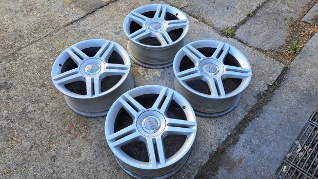 Gyári 17-es Audi S-line alufelni szett eladó!