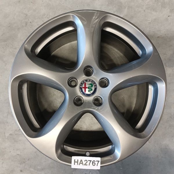 Gyri 5X110 8X18 ET34 65.1 HA2767 ALFA hasznlt alufelni