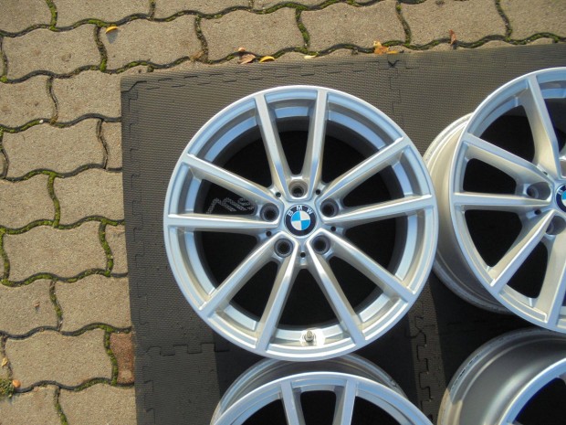 Gyri 5 x 112-es BMW G -30-as alufelni makultlan llapotban