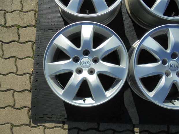 Gyri 5 x 114.3-as alufelni szp llapotban elad