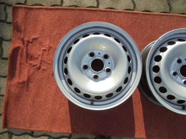 Gyri 5 x 120-as Crafter 2 lemezfelni kitn llapotban elad