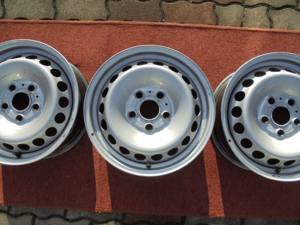 Gyári 5 x 120-as újszerű lemezfelni eladó