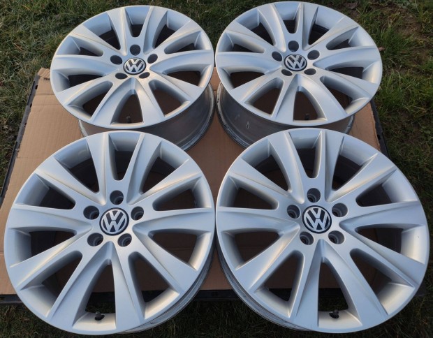 Gy�ri 5x112 R17 VW ill. AUDI SEAT Skoda szinte �j alum�nium felni