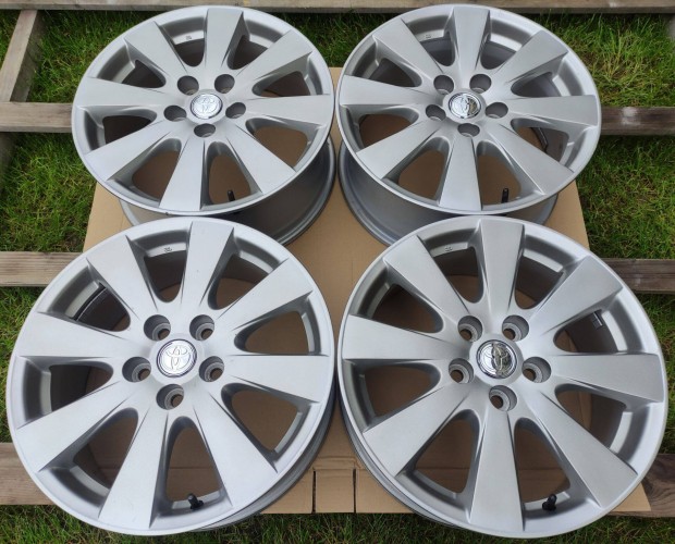 Gyári 5x114,3 R17 Toyota Auris Avensis Corolla Prius Suzuki felni Tpms