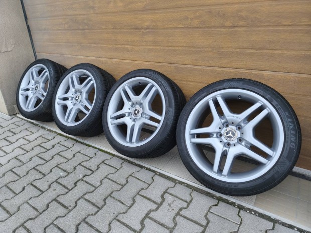 Gy�ri AMG Mercedes 18" 5x112 j� ny�ri gumikkal 