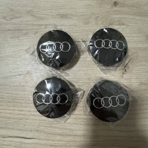 Gyári AUDI felnikupak szett (4 db) új