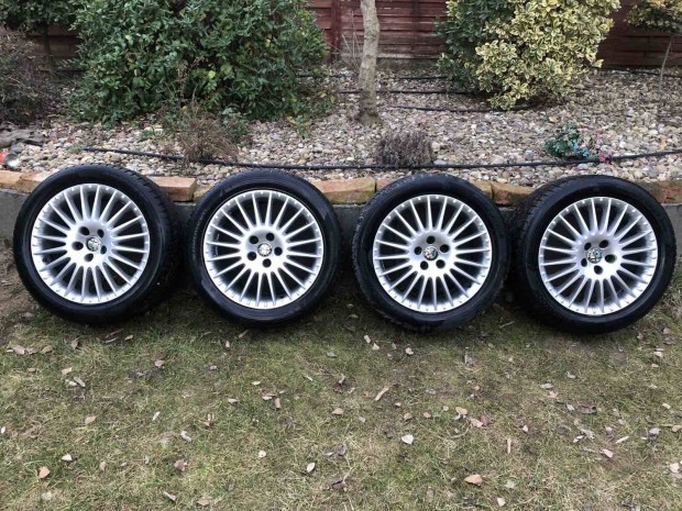 Gyári Alfa Romeo Brera 17col 5x110 225/50r17 gumikkal 90e/4db