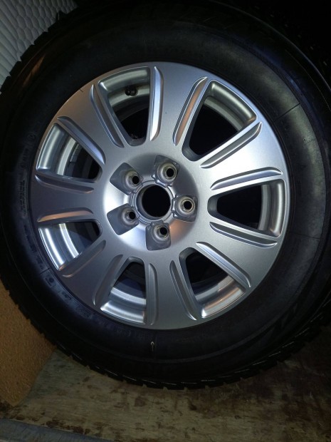 Gyári Audi 16 colos alufelni garnitúra