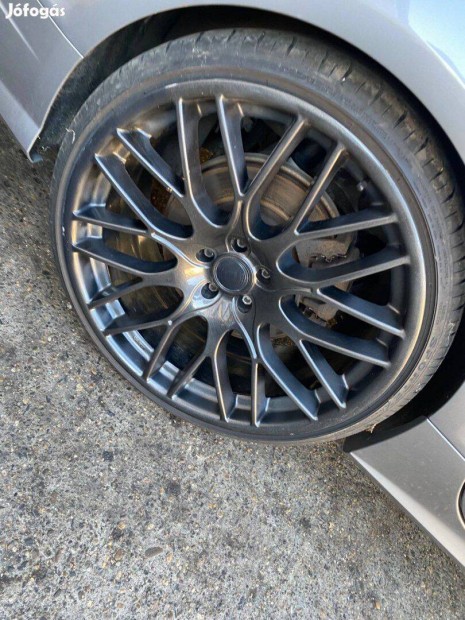 Gyári Audi 22 es alufelni garnitúra gumival együtt