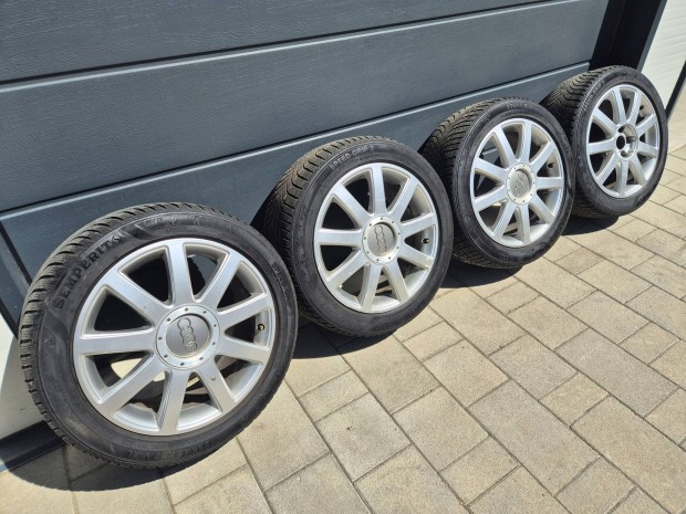 Gyári Audi 235/45R17 alufelni garnitúra!