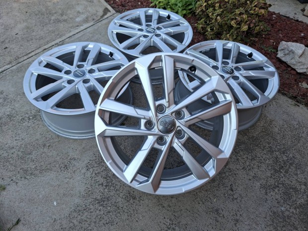 Gyári Audi A3 5*112 R17 alufelni. Vw Golf. Touran. Jetta Caddy