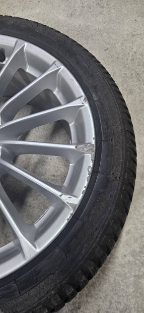 Gyri Audi A3 v alufelni garn tli gumival,  225 45 17 