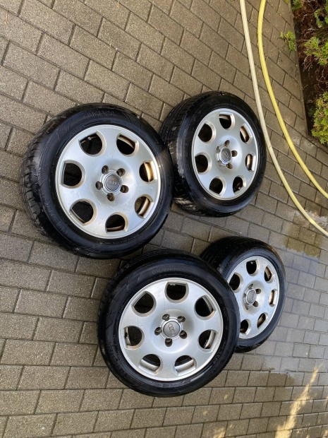 Gyári Audi Felni szett