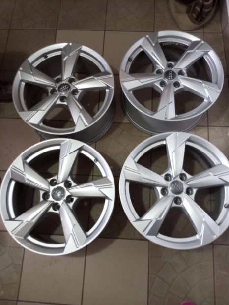 Gyri Audi alufelni 8x18