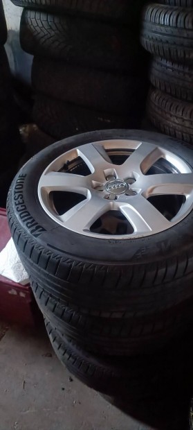 Gyri Audi alufelni Bridgestone gumikkal!